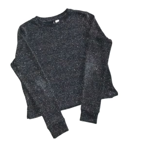 Divided by H&M Sparkly Super Cute Long Sleeved Top ! 🖤😍👀 - Picture 1 of 5